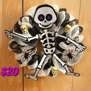 Skeleton Wreath